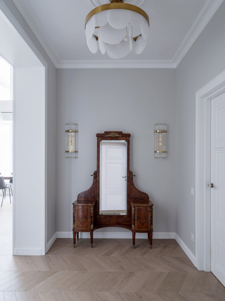 с французским акцентом