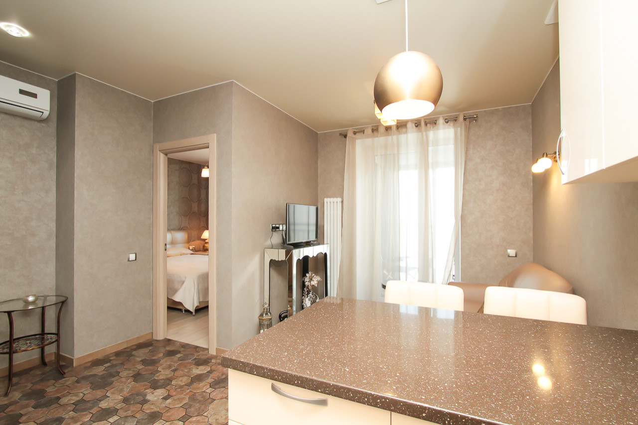 Однокомнатная квартира для молодой девушки 34 кв.м.