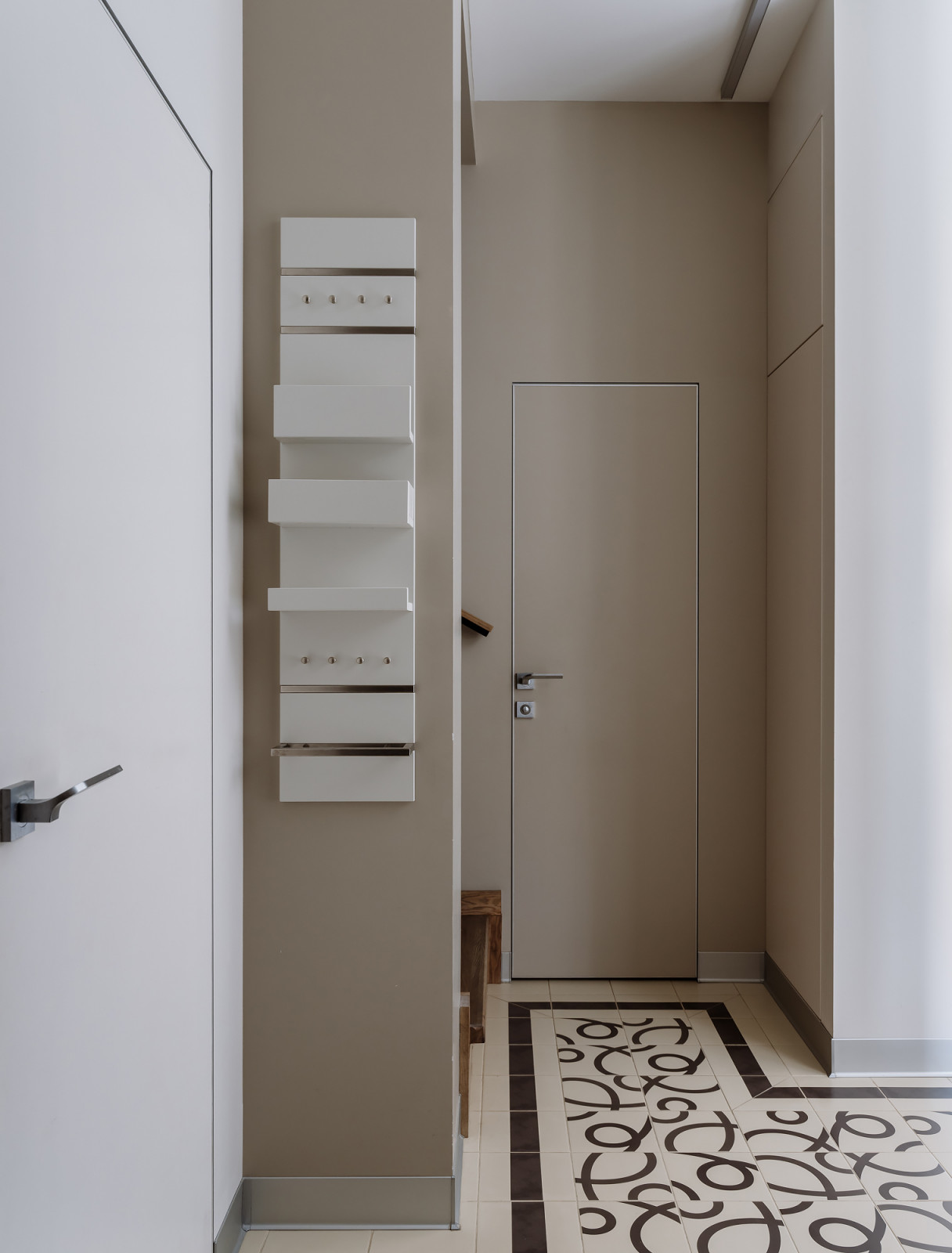 Houzz тур: Таунхаус с детскими-капсулами и фамильным шкафом