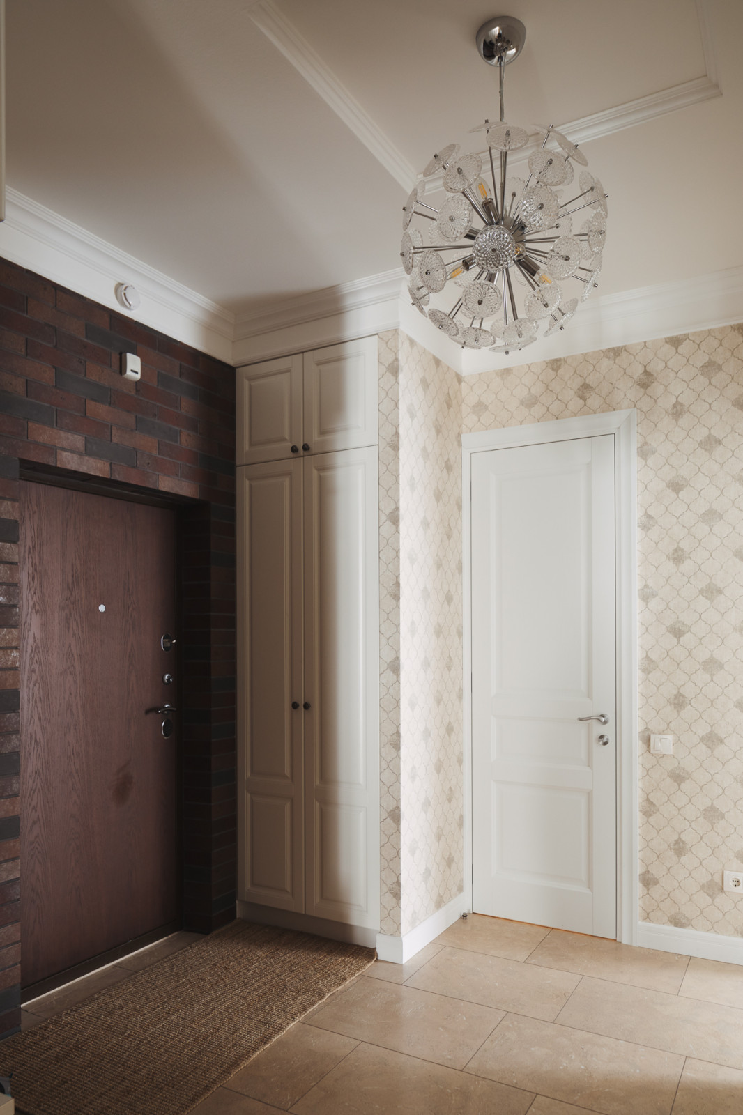 Классика и лофт. Квартира для семьи с двумя детьми