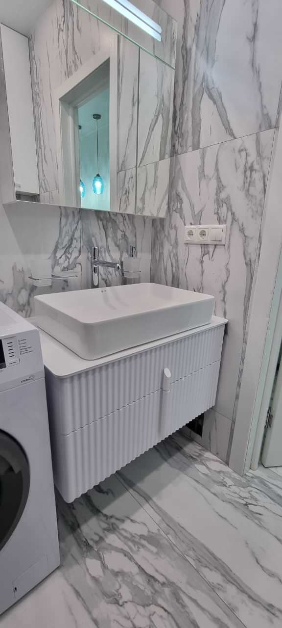 Обложка проекта: THE MARINE INTERIOR