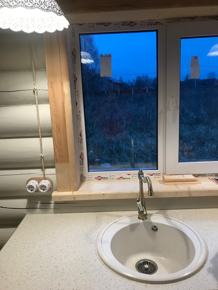 Ретро электрика + деревянные накладки naBrevno в интерьере бревенчатого дома