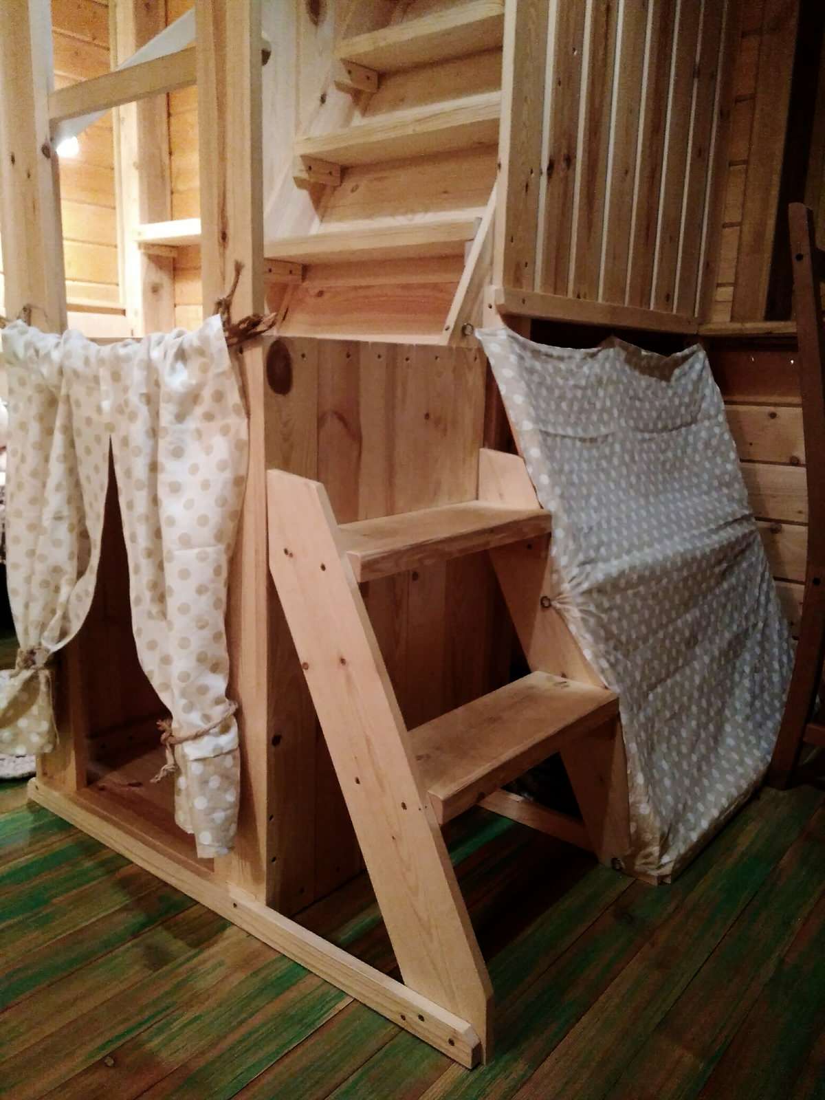 Обложка проекта: Интерьер детской комнаты