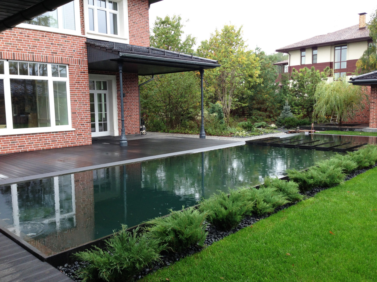 Современный сад в КП "Променад"