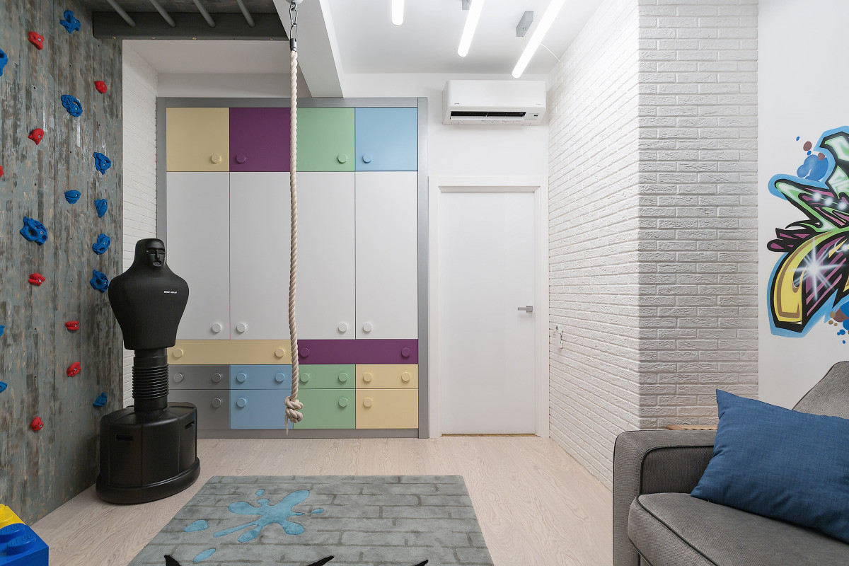 Замечательная двухуровневая квартира с фантастическим детским этажом