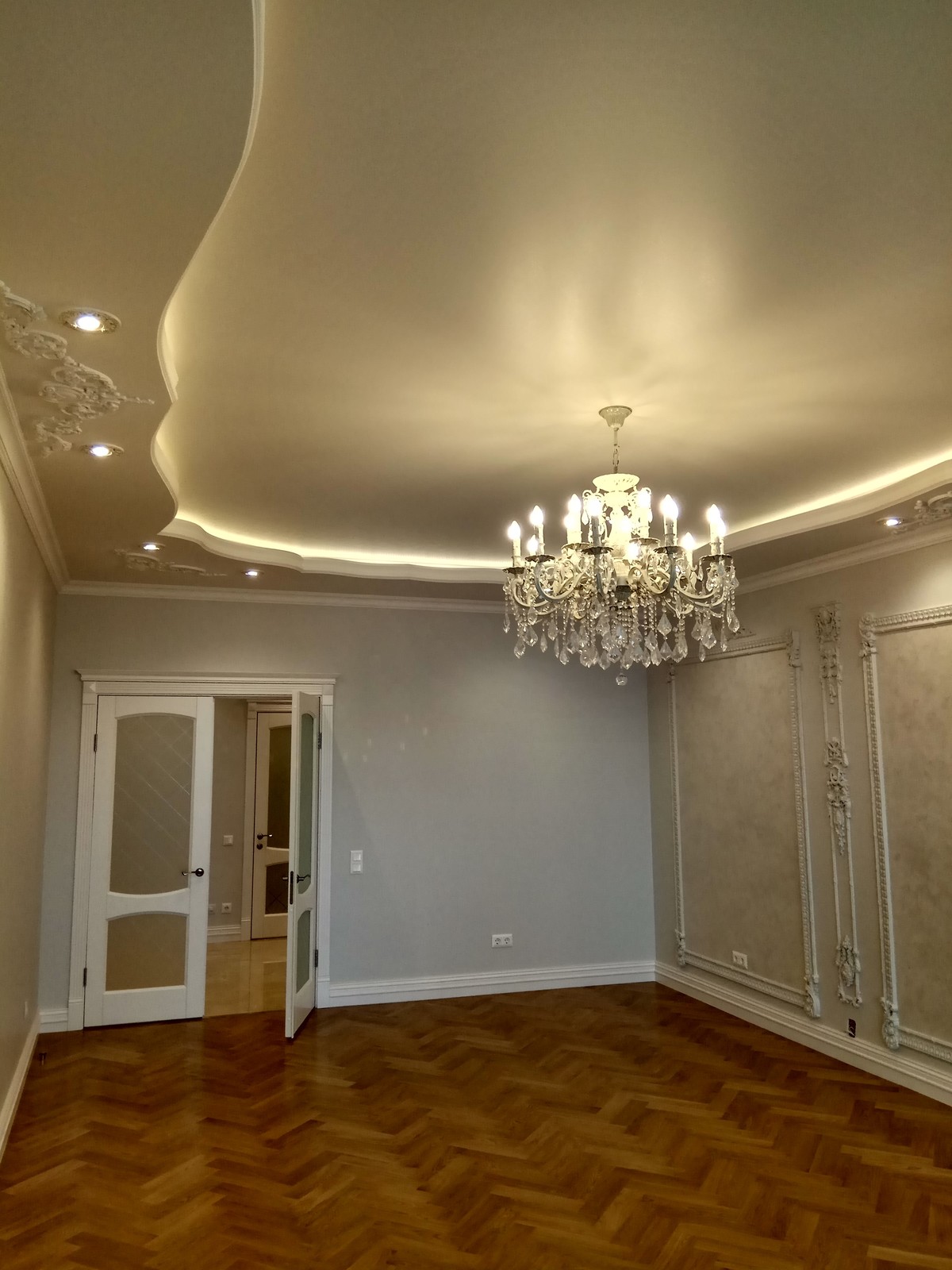 Обложка проекта: Общая комната. Простая классика