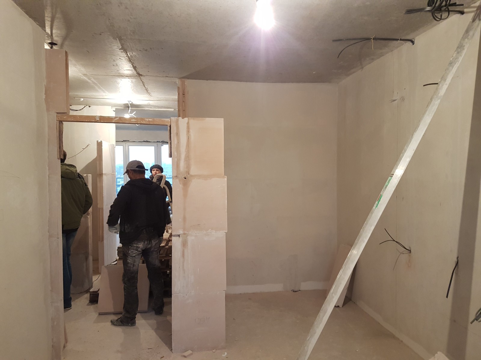 Ремонт 3х ком-ой квартиры 76.8м2 в ЖК"Авентино"(демонтаж,электрик,монтаж ПГП)