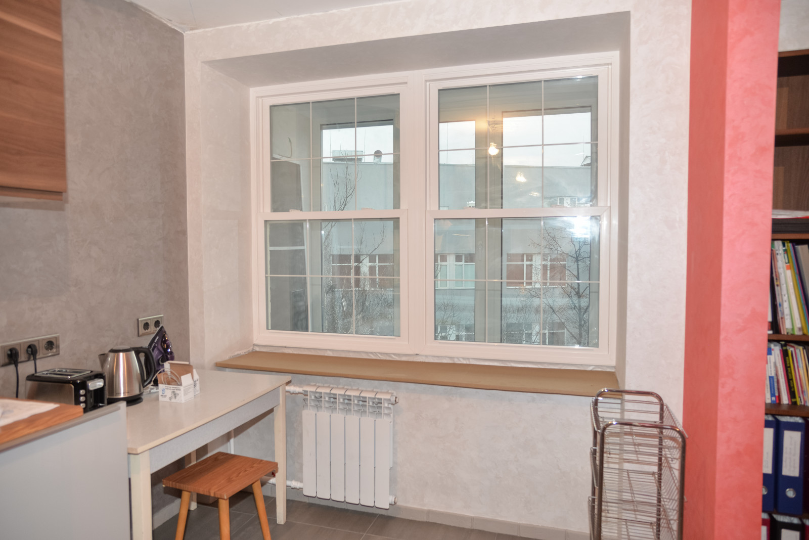 Остекление квартиры английскими окнами ПВХ