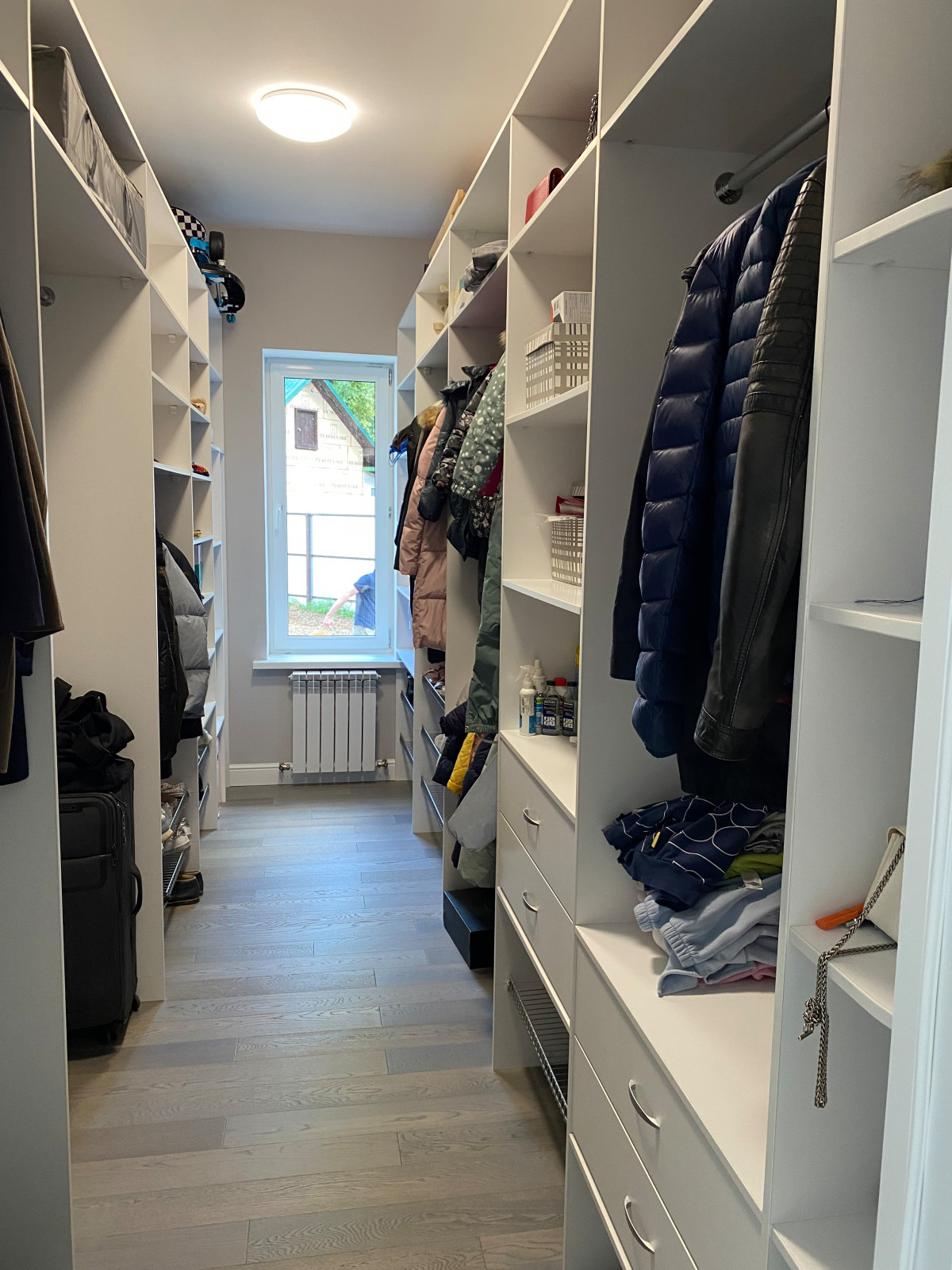 Кухня Аурелия. Латунь и эмаль глянец