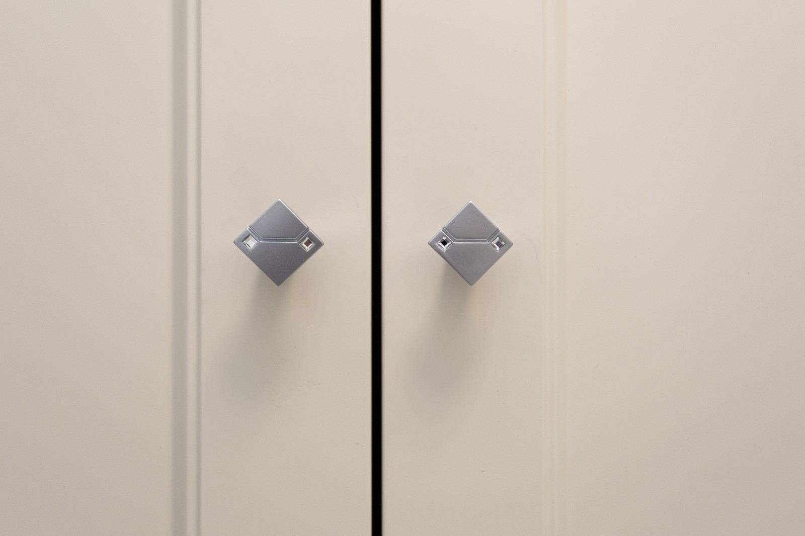 Прихожая в стиле современная классика