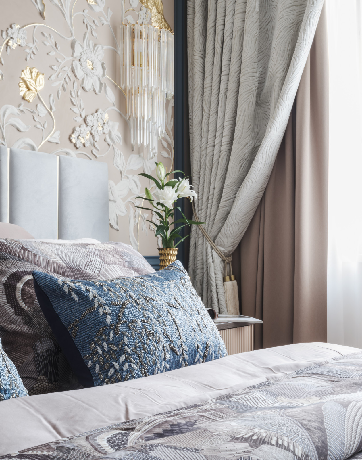 Реализация современной четырехкомнатной квартиры площадью 170 м²