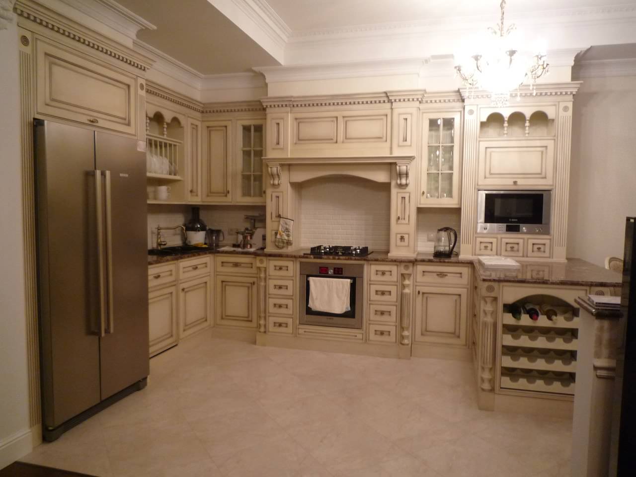 Евгений Антонов