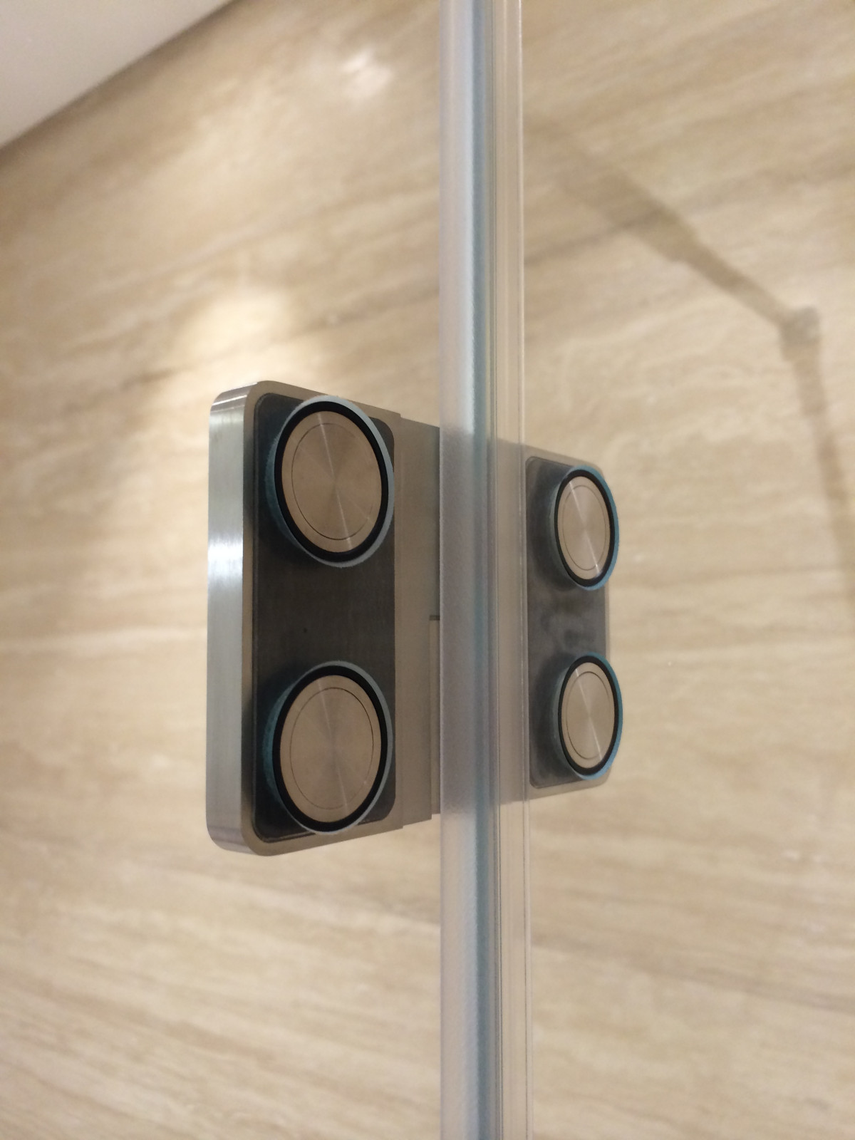 Душевая перегородка серии SPIRIT от MWE Германия