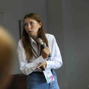 Полина Степанова