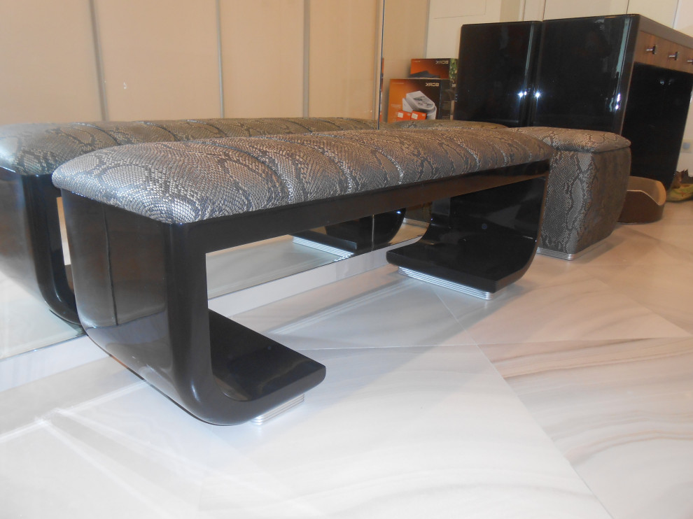 Обложка проекта: hallway