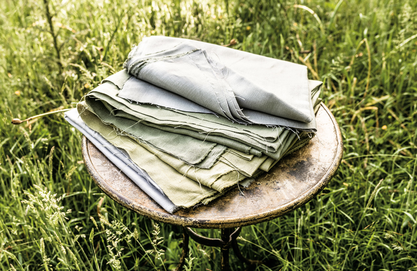 Ткани и обои Waterperry от Sanderson