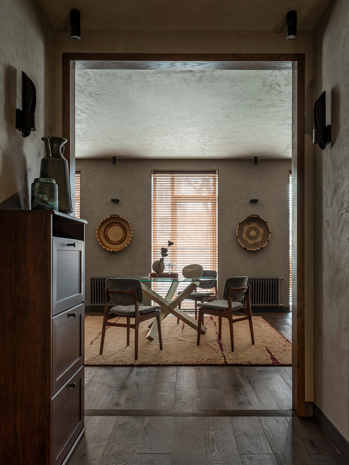 Обложка проекта: Квартира для не композитора