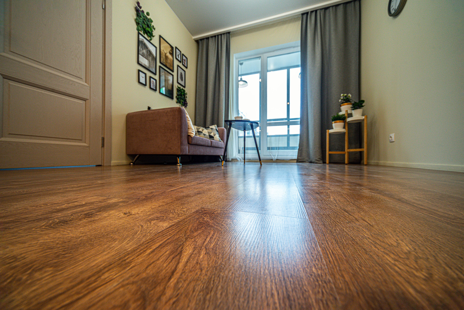 Шоу-рум в Янино. (3 готовых варианта отделок)