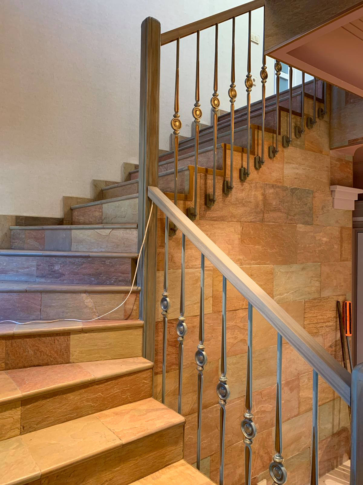 Ограждение лестничное, художественное литье