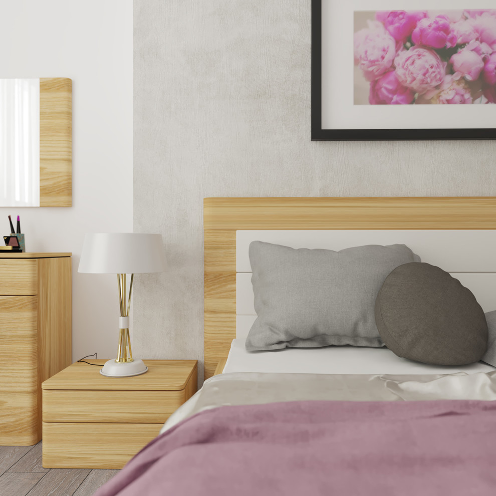 Нежная спальня с пионами