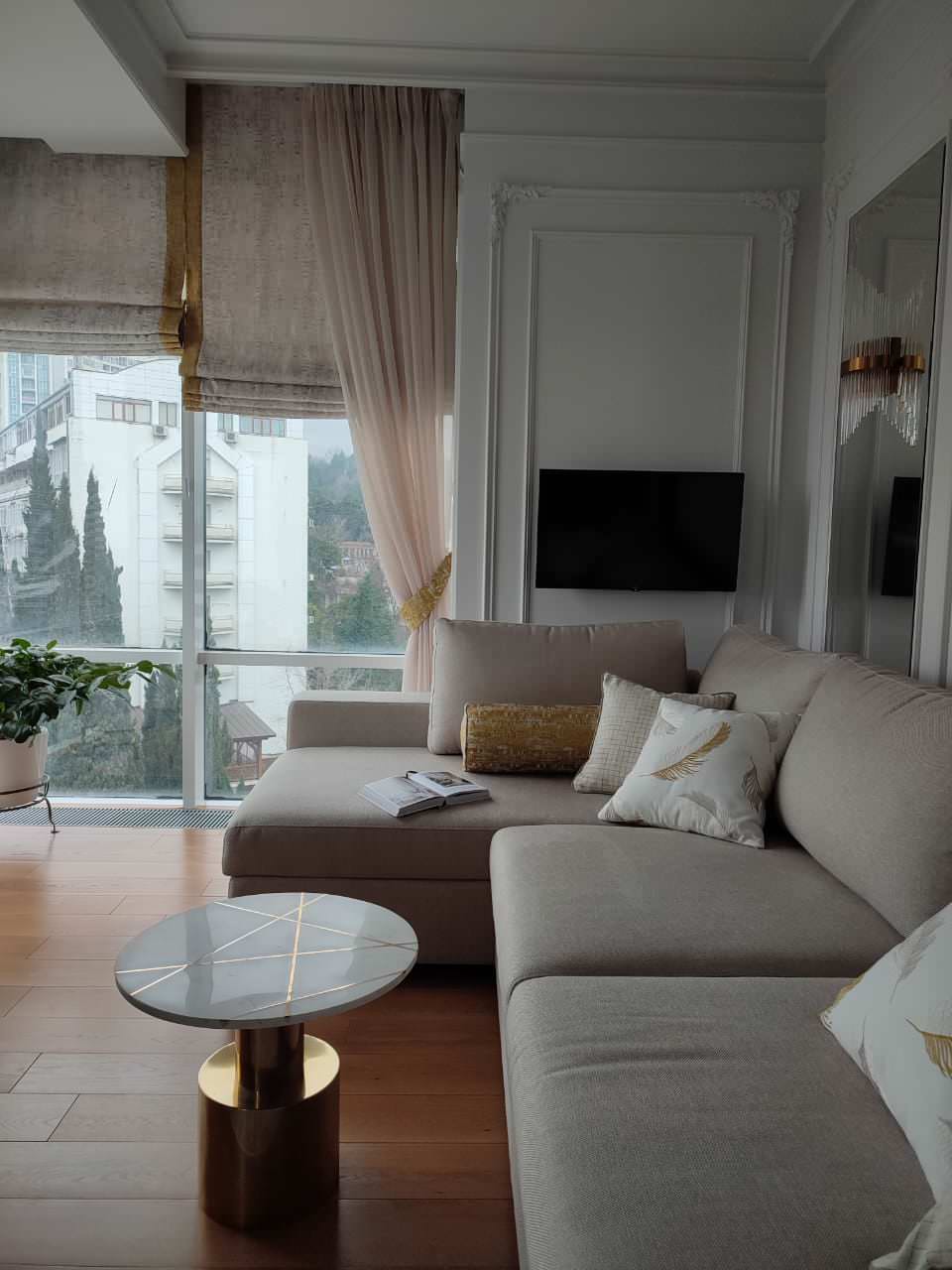 Обложка проекта: Апартаменты ЖК Светлана