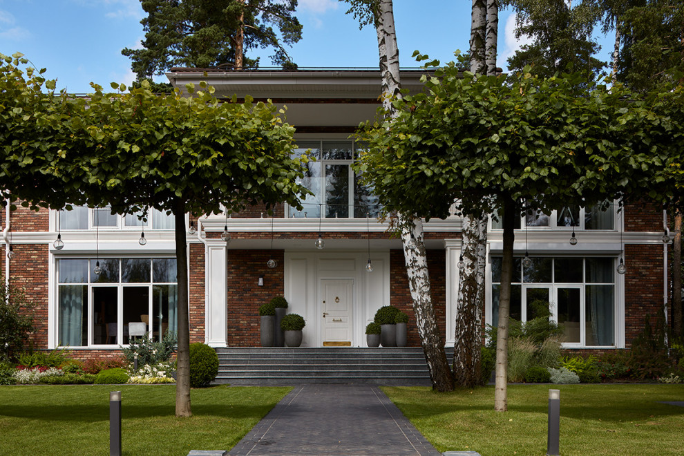 Дом в подмосковье  600 м2