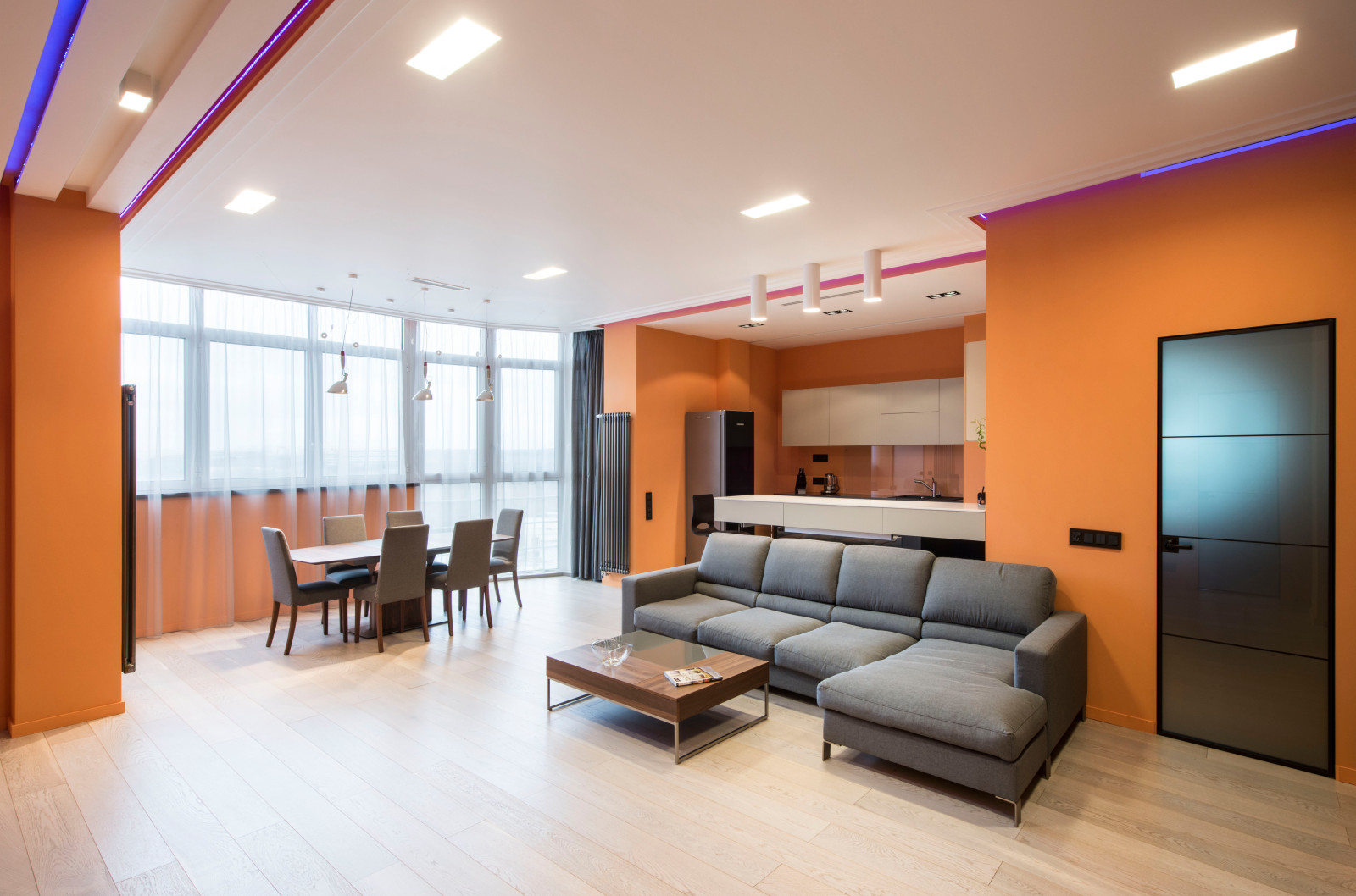 Обложка проекта: Клубный дом