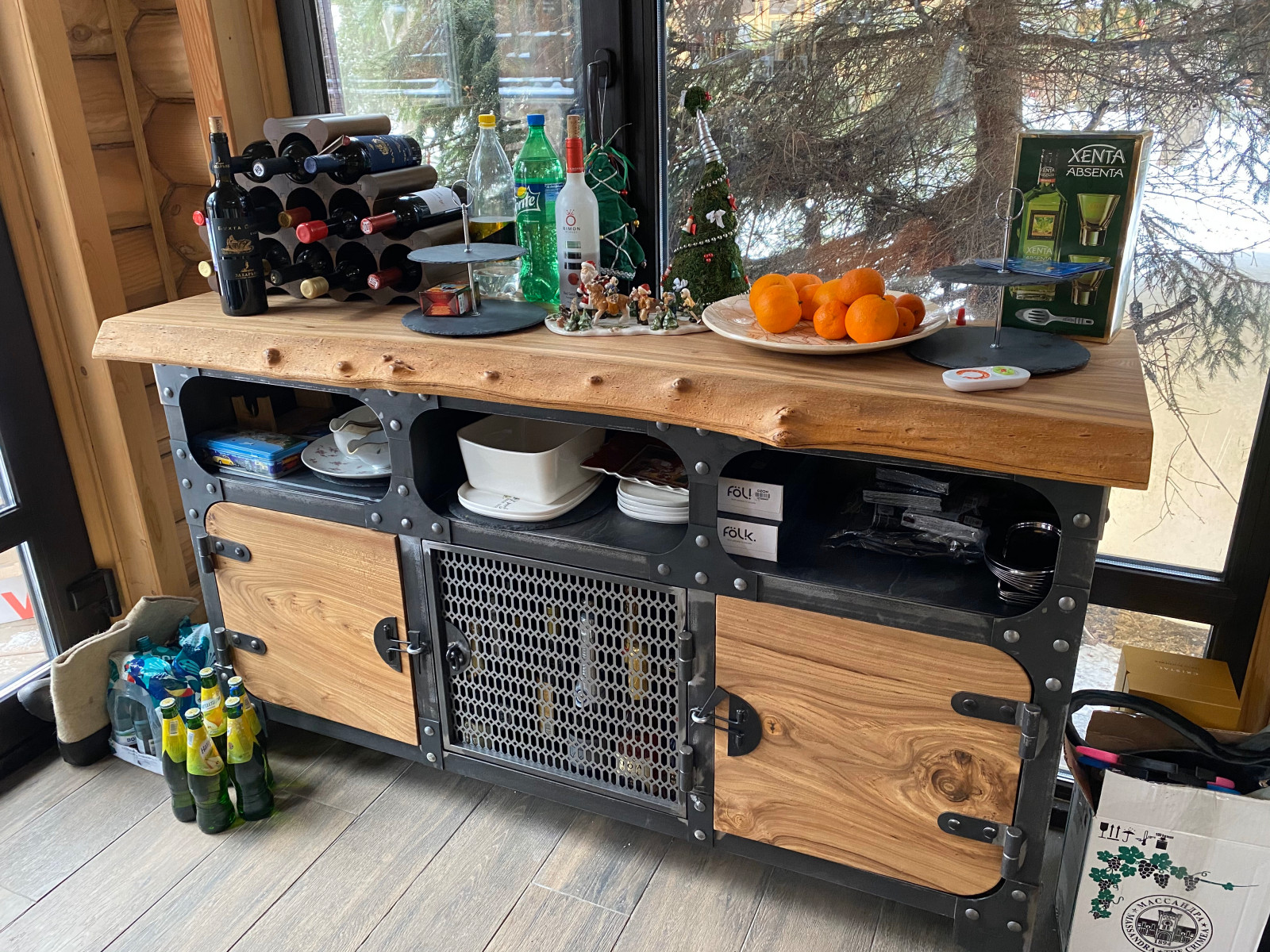 Обложка проекта: Бар-комод