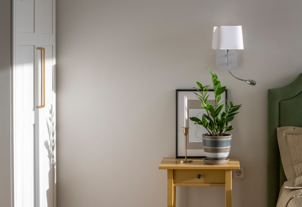 Квартира с акцентами и зеркальной дверью