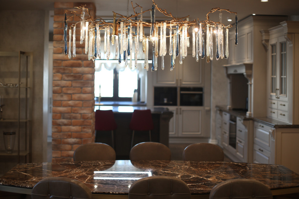 Путешествие по старому городу.