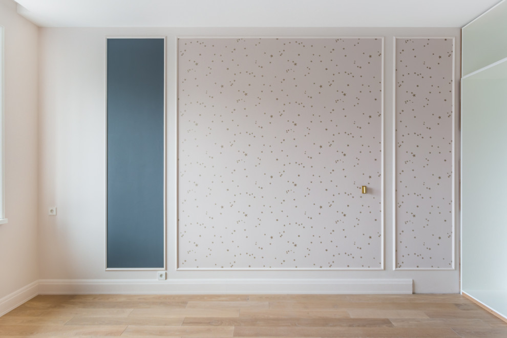 Реализация: Мичуринский, 26