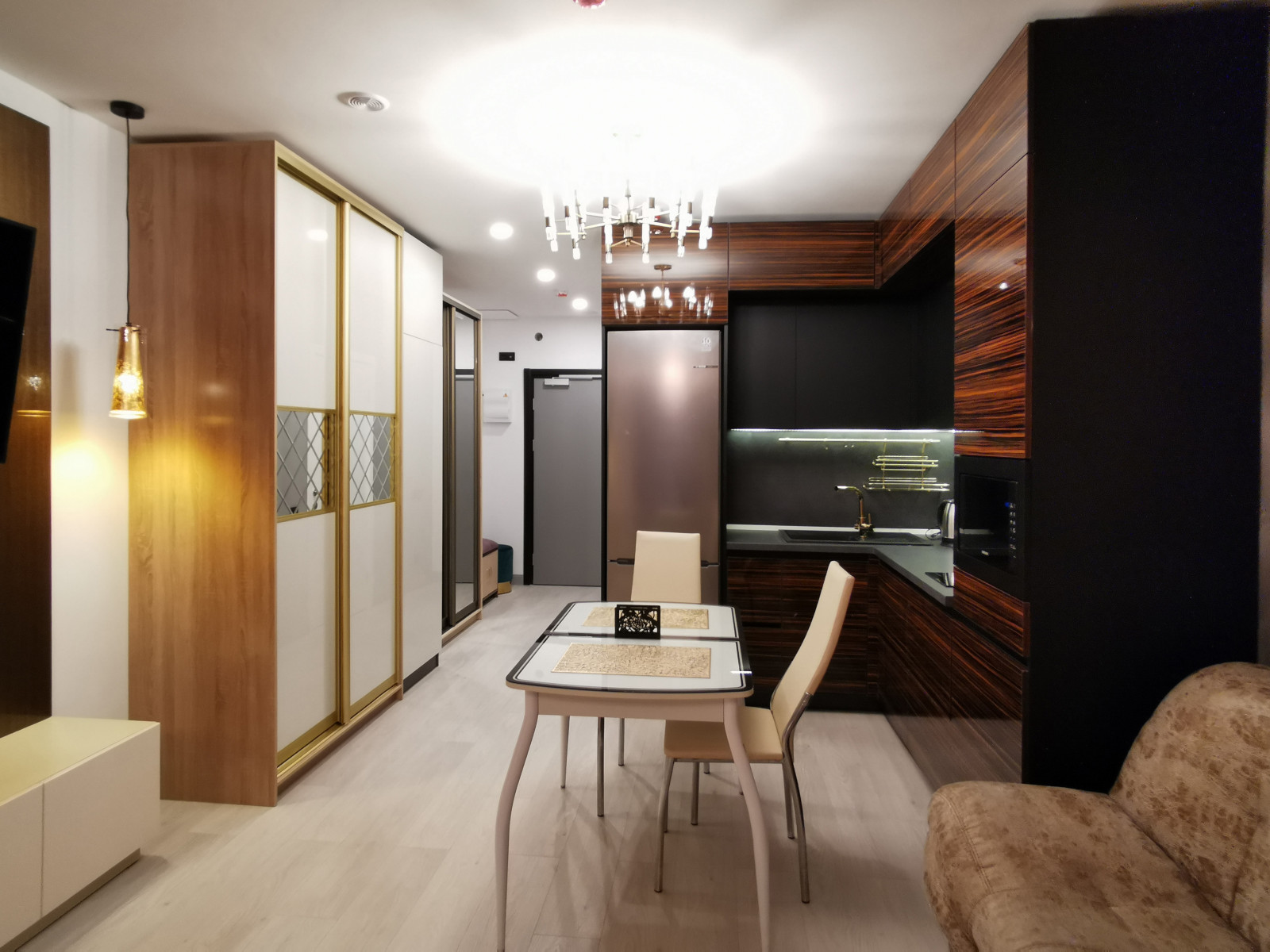 Обложка проекта: Большая студия в Апарт отеле Ярд Резиденс (Yard Residence)