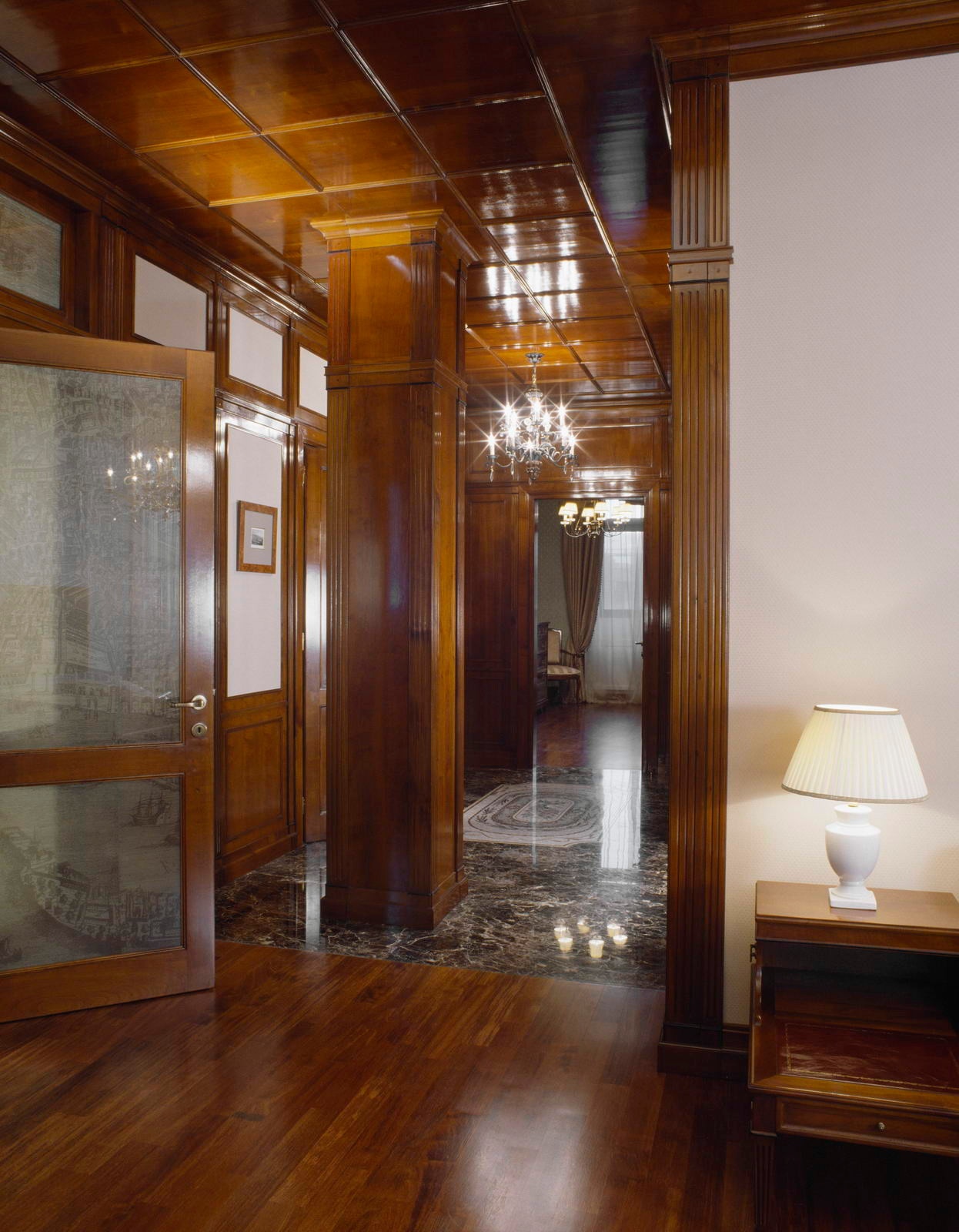 КВАРТИРА НА АРБАТЕ В СДЕРЖАННОЙ КЛАССИКЕ