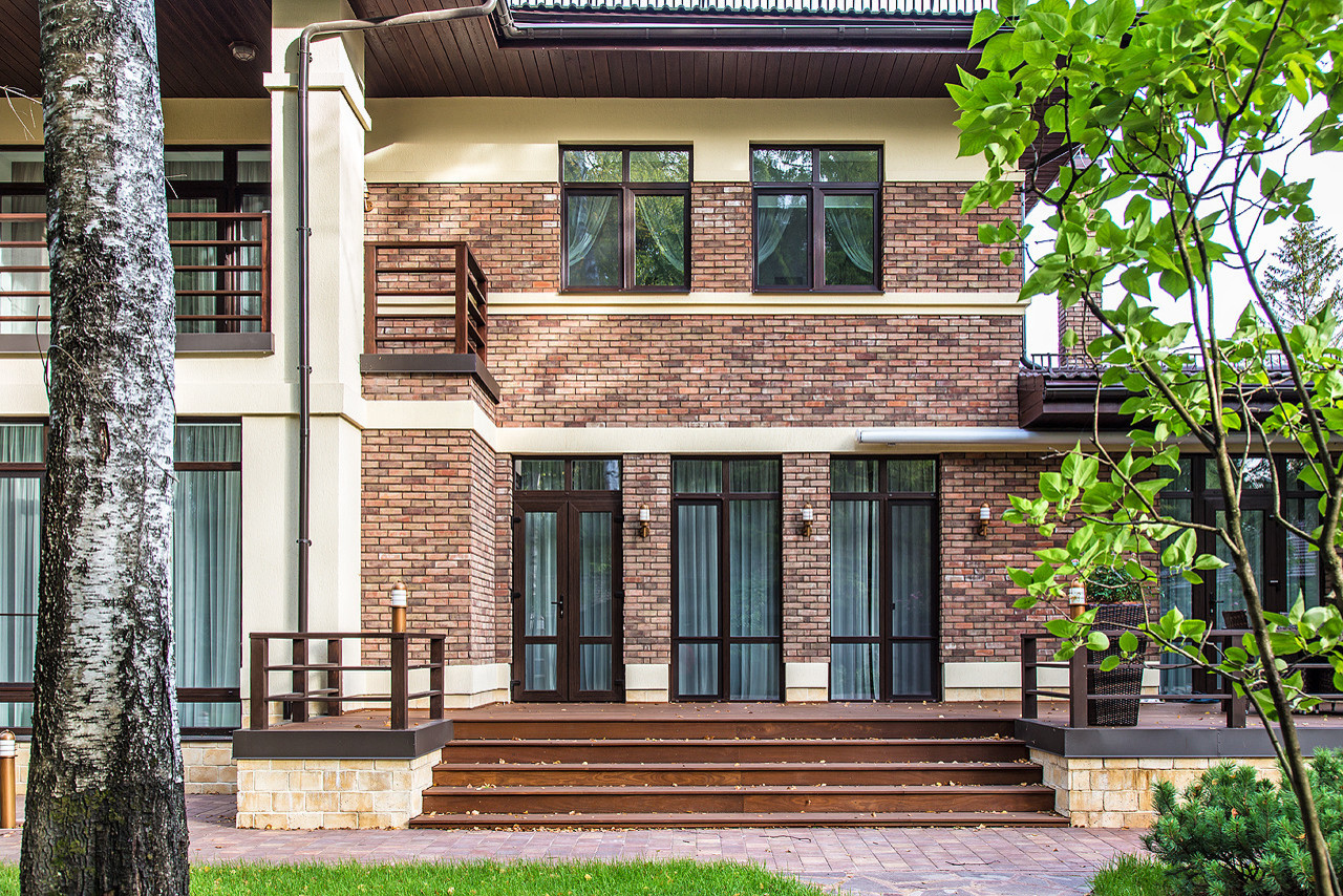 Обложка проекта: Индивидуальный жилой дом в КП "Королевский лес". Реализация