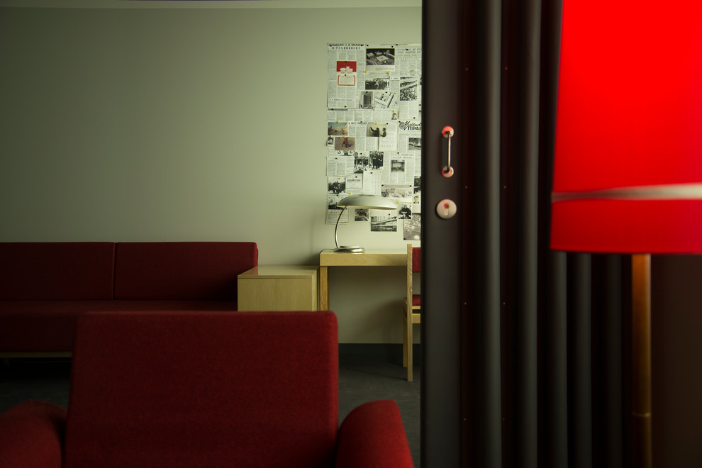 Реконструкция советской мебели в рамках проекта Кирилла Глущенко