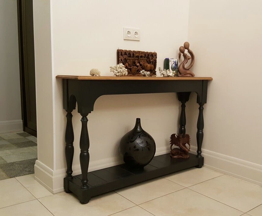 Обложка проекта: Консоли для загородного дома