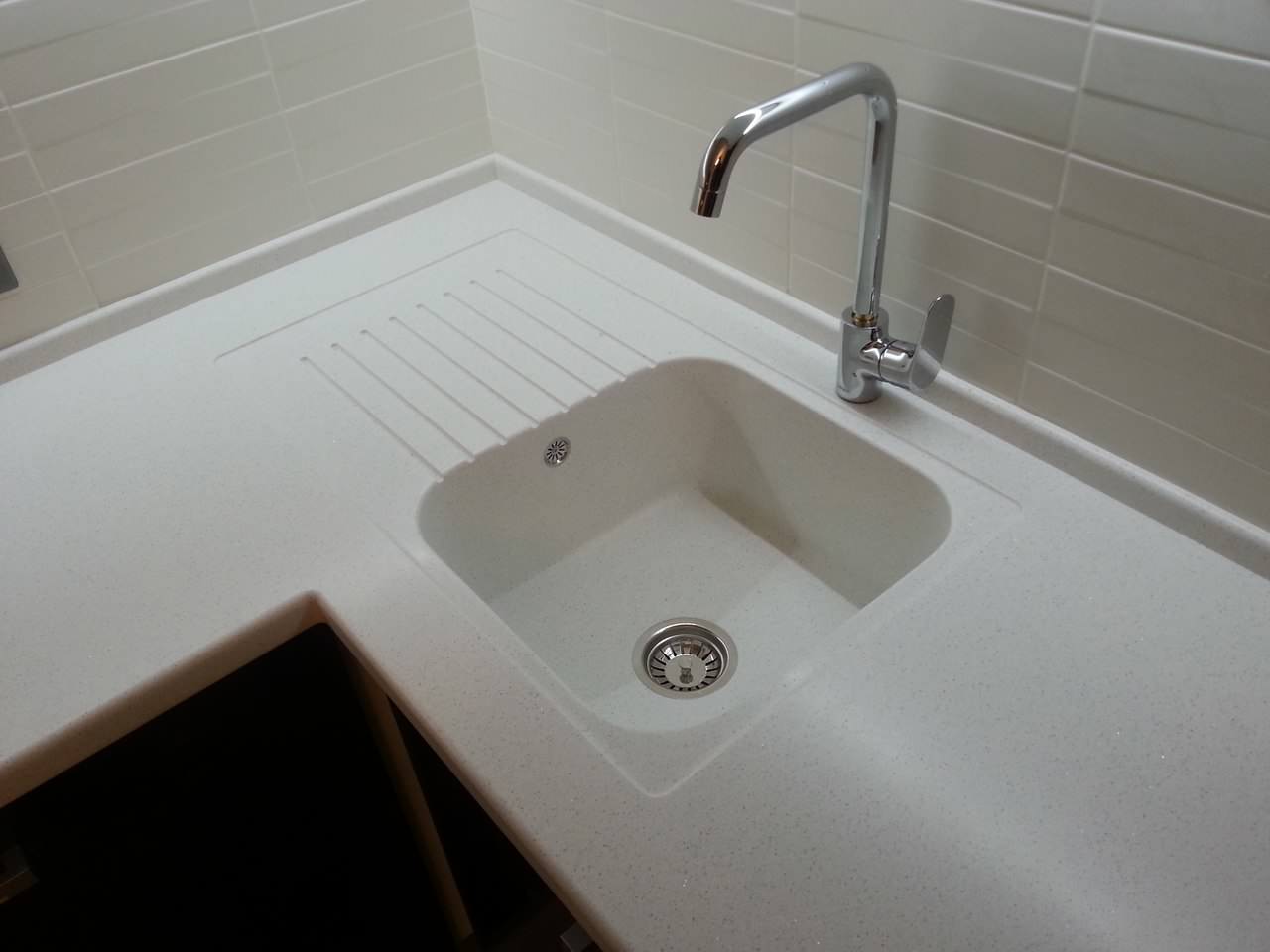 Фото столешницы Tristone