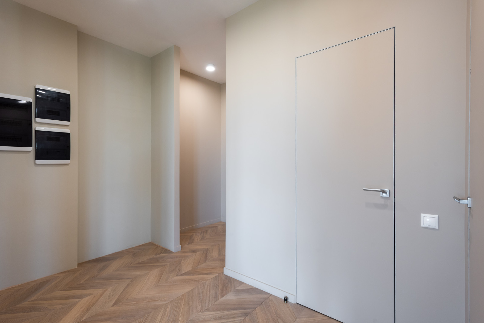 Обложка проекта: Капитальный ремонт 3-х комнатной квартиры в новостройке