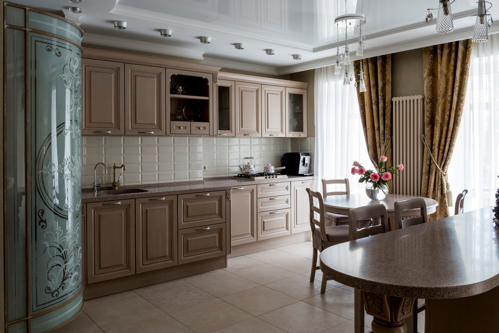 Обложка проекта: Двухкомнатная квартира в классическом стиле.