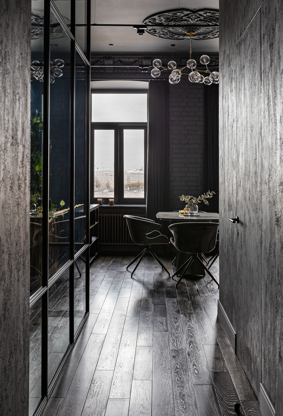 Черный интерьер 66 м.кв.