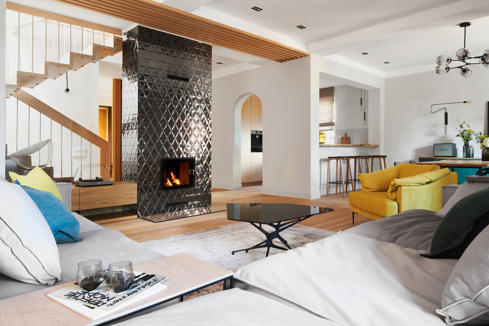 гостиная камин