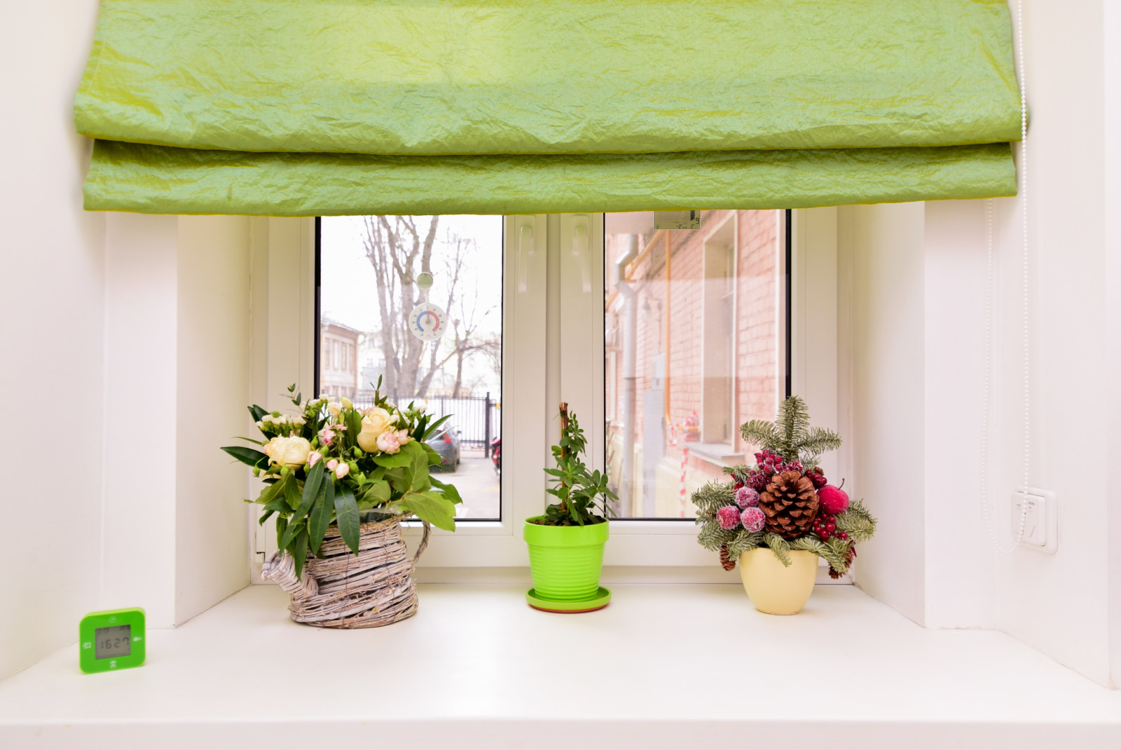 76 квадратов белого