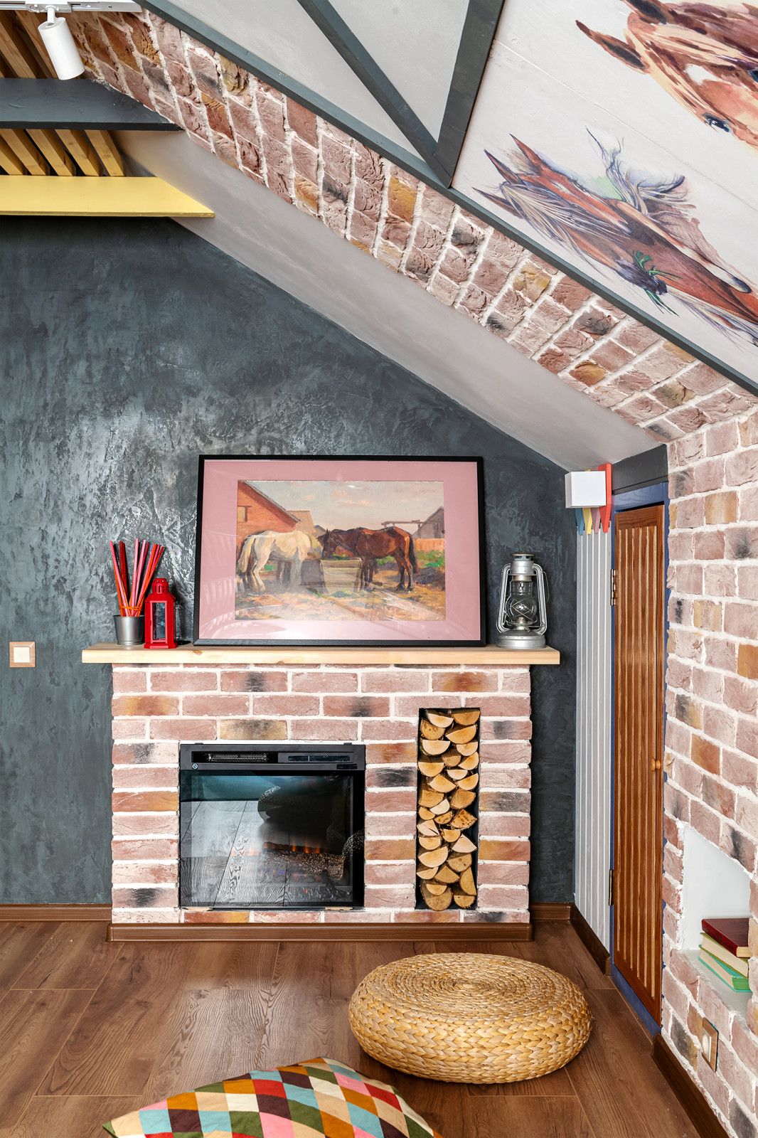 "Конный двор"