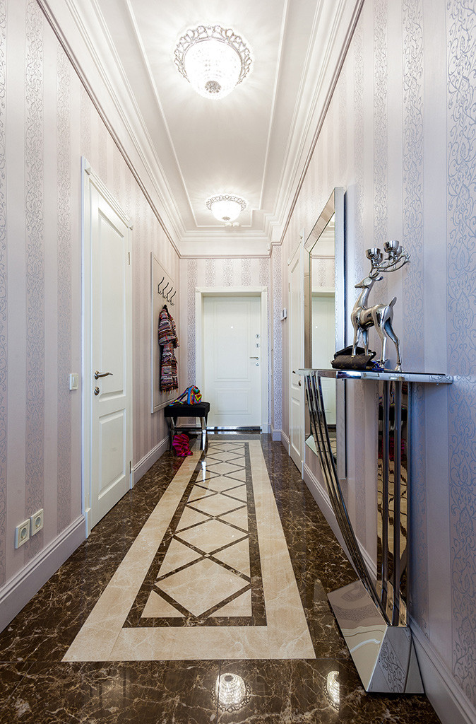 Contemporary apartment