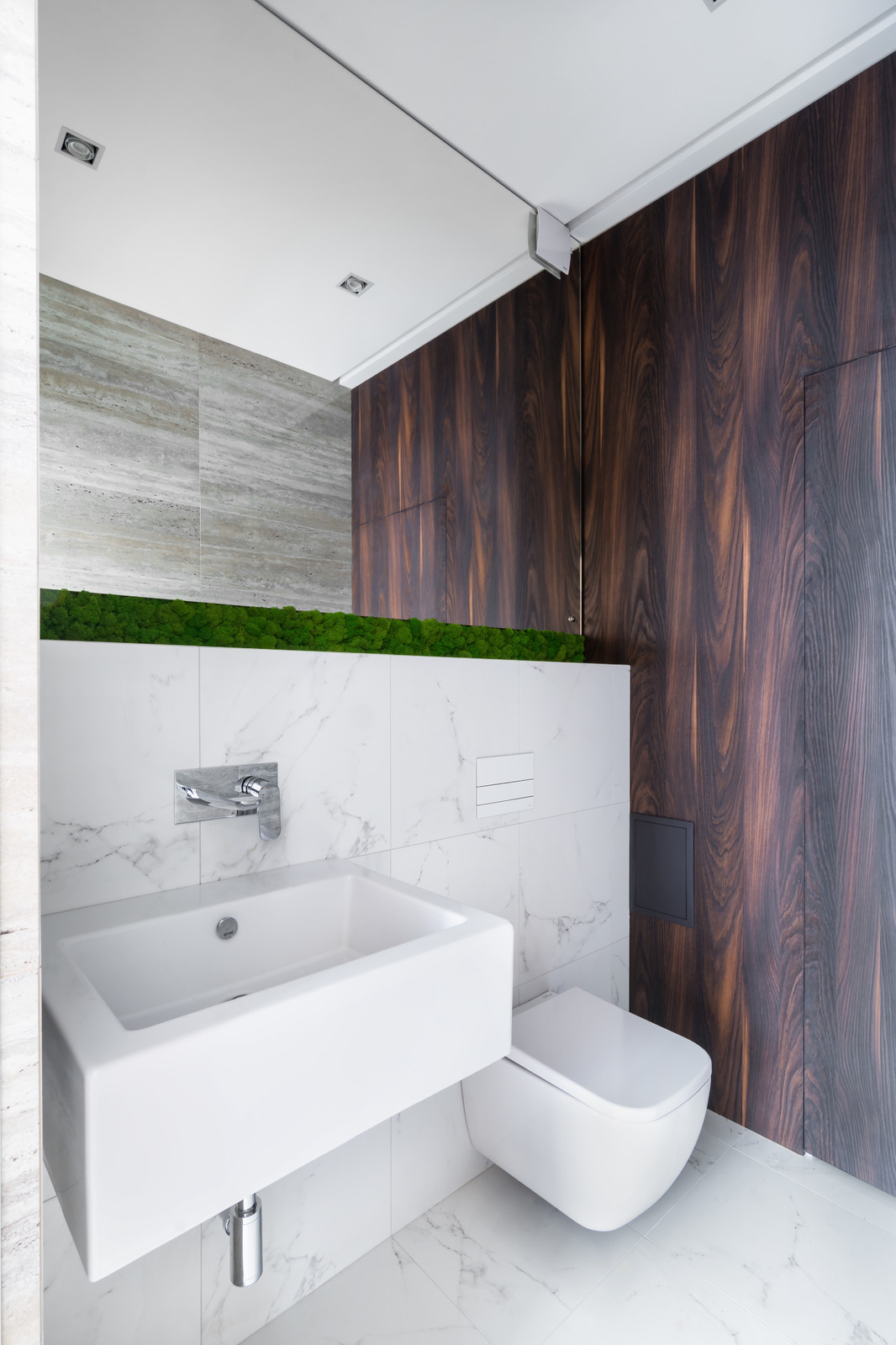 Просторная двухуровневая квартира в современном стиле