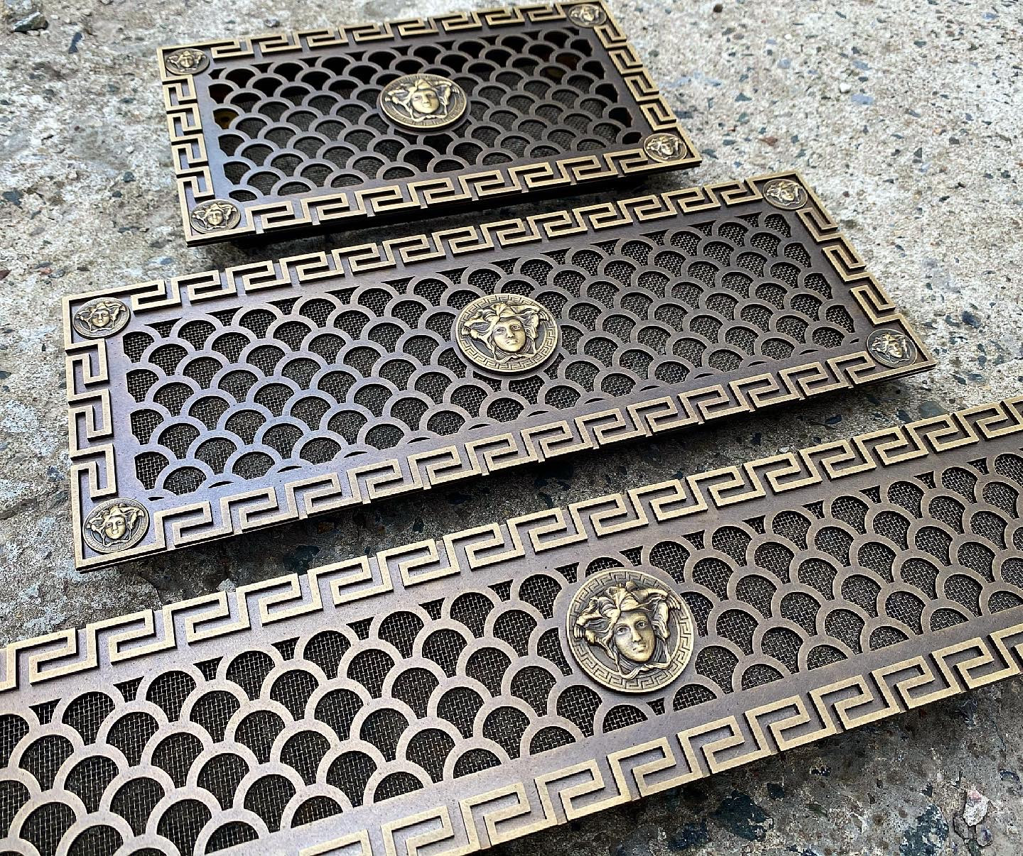 Декоративные решетки Versace