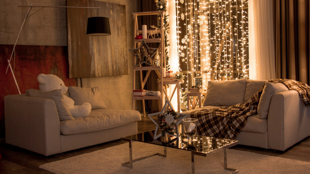 Обложка проекта: Стремянка и светильники из дерева для фотостудии