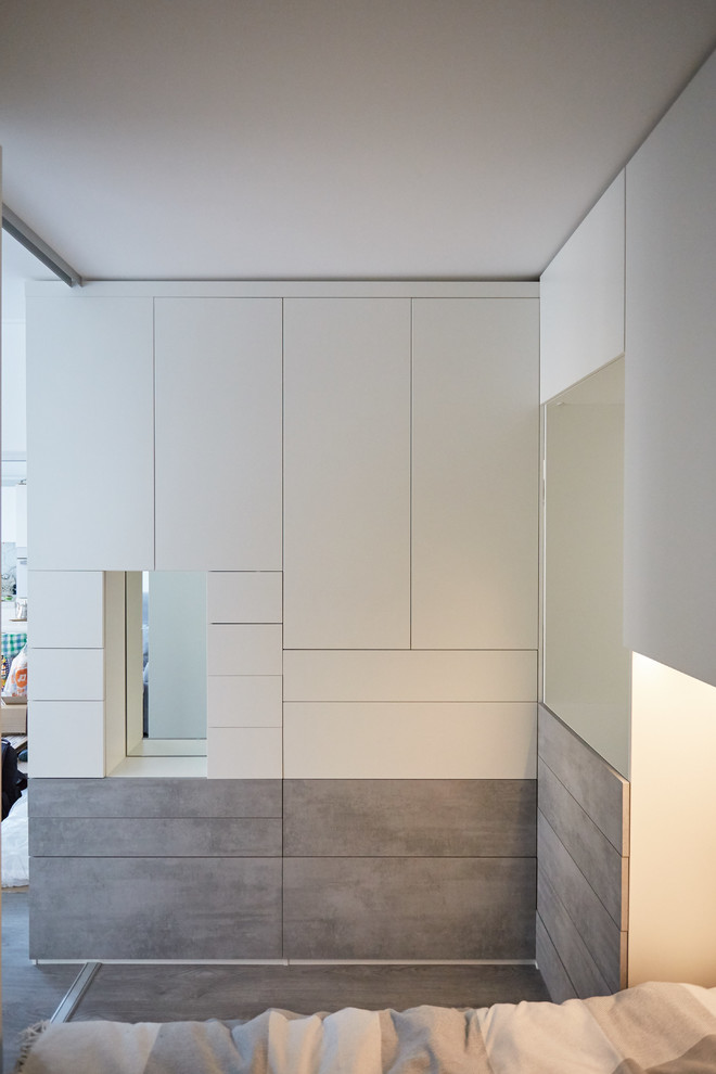 Корпусный шкаф в спальню raumplus