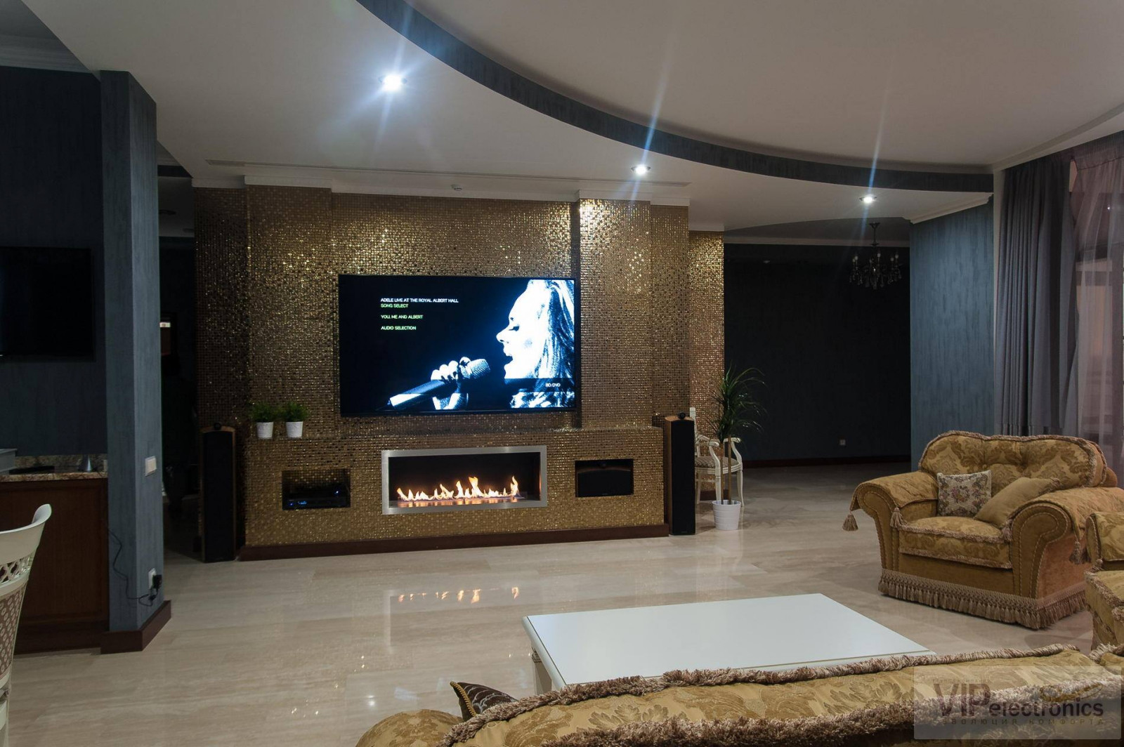 Обложка проекта: Smart квартира с домашним кинотеатром