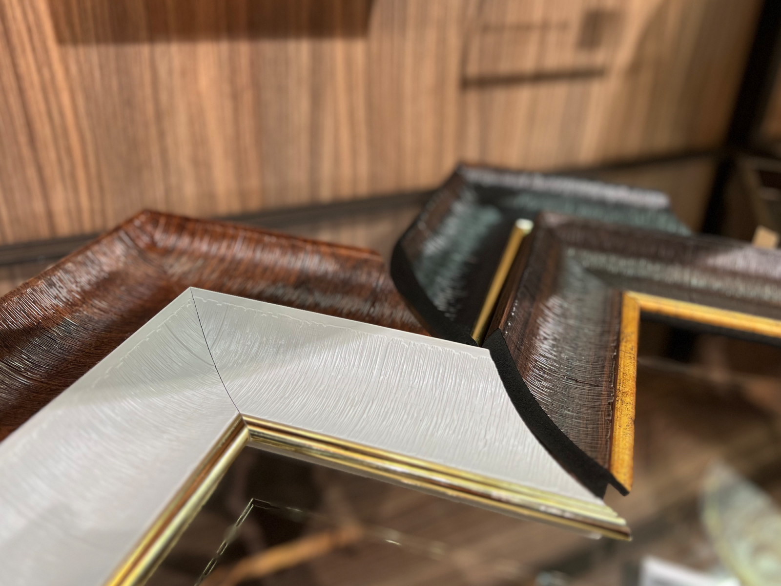 Арт-пространство R2 БАГЕТ ВИНТАЖ в Casa Ricca EXPO